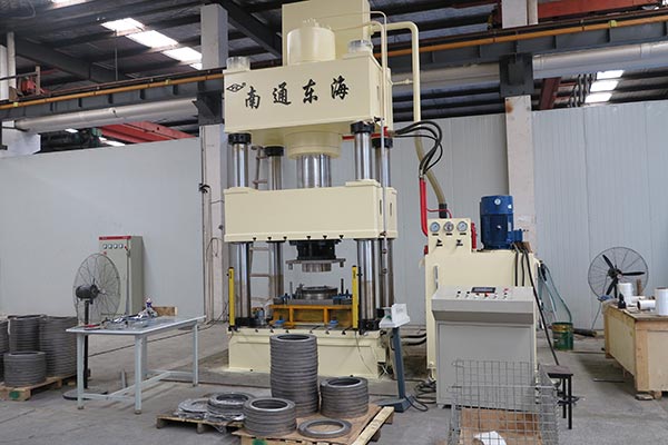 Four-Column-Hydraulic-Press-Machine-500T