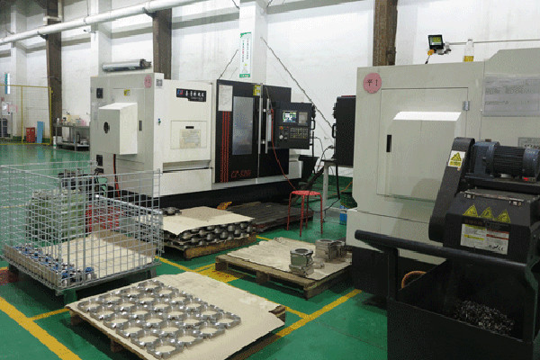 PULUTE-CK6152E-CNC-sorvit